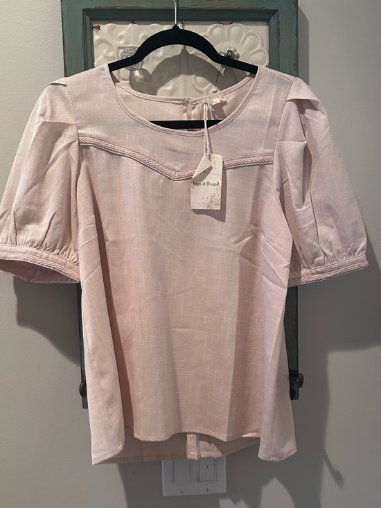 Hem & Thread Tops - NWT Hem & Thread Light Pink Puff Sleeve Blouse